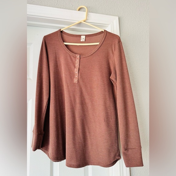 Long Sleeve Henley Shirt - Picture 2 of 6